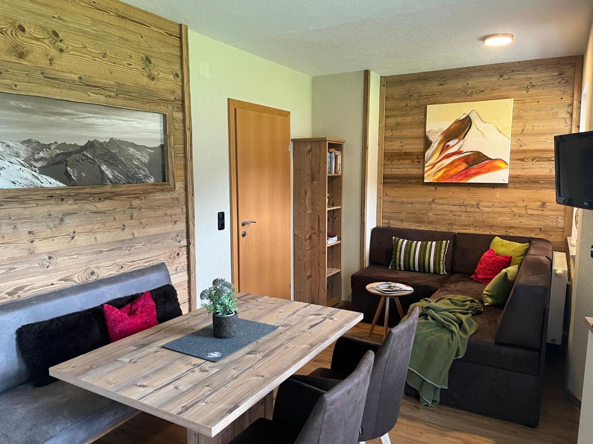 Villa Romantica Appartement Mayrhofen Exteriör bild